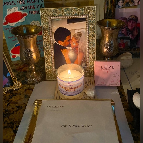 IF U HAVE A MOMENTโฆ. PLEASE READ TO UNDERSTAND Y I SELL ON POSHMARKโฆ๐๐ - Picture 12 of 15